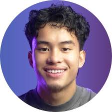 Amazing Transformation: 8-Month Mushroom Haircut Journey