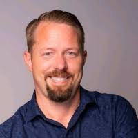 Mary Pelzel's Instagram, Twitter & Facebook