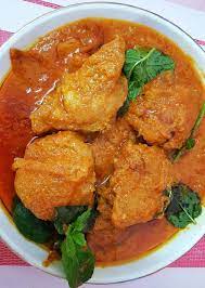 Masakan ayam berkuah yang juga sama lezatnya, seperti soto ayam kudus yang sangat terkenal hingga ke seluruh nusantara, yah pokoknya meskipun tiap hari makan daging ayam, tentu tidak membosankan karena cita rasanya berbeda beda. Resepi Ayam Masak Merah Utara Masakan Ayam Berkuah Bidadari My