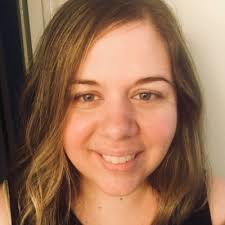 Beth Schmeisl (@copy_clarity)