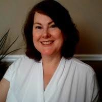 Elizabeth Janik's Instagram, Twitter & Facebook