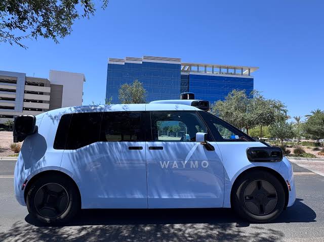 Waymo's newest robotaxi is Chinese-made, built to make money, and now  accepting riders | TechCrunch