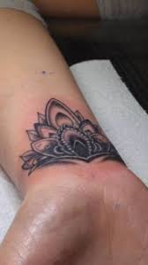 Image Result For Wrist Mandala Tattoo Cover Tattoo Inner Ankle Tattoos Wrist Tattoo Cover Up