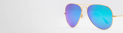 À la fois rétro et tendance, elles donnent du caractère enfin, on notera que le choix est également très vaste en ce qui concerne le type de verre. Lunettes De Soleil Effet Mirroir Mister Spex