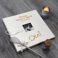 Il est très coloré afin de faire ressortir la passion de l'union de deux êtres. Livre D Or Mariage Personnalise Oui