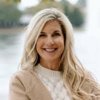 Susan Seeber's Instagram, Twitter & Facebook