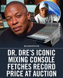 With a $730 billion market cap, Walmart has dropped a new brand update —  leaving the internet curious about the subtle changes that might go  unnoticed unless you're really paying attention.⁠ ⁠