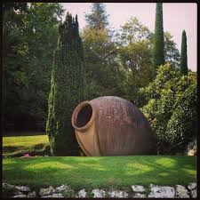 Olive Jar In Tuscany Love That It S So Large And Like The Color Not So Pink More Tan Brown Tradgard