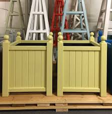 Versailles citrus planter box in versailles or versailles green from jardins du roi soleil. Garden Obelisks On Twitter 2 X Ex Display Versailles Planters For Sale Rhs Chelsea Flower Show 2019 Wooden Garden Planters Made From Accoya Painted Ediths Eye From Little Greene Paint Company Versaillesplanters