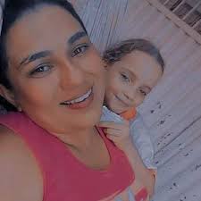 Mariah Lemos (@mariahlemos12)