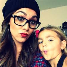 Crystal Acosta (@Crystallacosta)