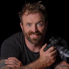 How to fix edges and blend in photo?