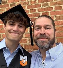 Brenda Oaxaca's Instagram, Twitter & Facebook