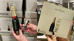 Whether you're topping up your collection at home or creating a miniature whisky set for a friend or family member, you'll find everything you're looking for in our malt whisky miniatures collection. Costco Is Selling 6 Packs Of Mini Champagne Bottles