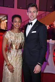 Maybe you would like to learn more about one of these? Ball Des Sports Mit Thomas Gottschalk Freundin Karina Franziska Van