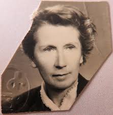 Suzanne: Fragments of Memories: Translated by Emilie Morin: Journal of  Beckett Studies: Vol 33, No 2