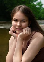 Is this anyone's kitty? Super beautiful