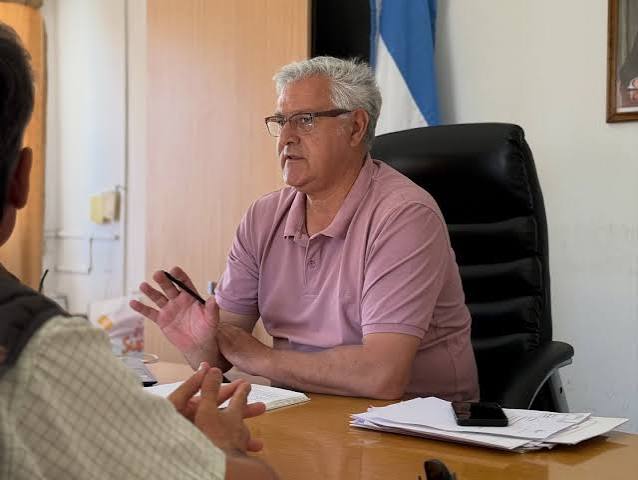 Jacobacci reclama prioridad para el empleo local en Calcatreu y exige a Patagonia Gold cumplir los acuerdos