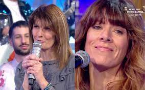 N'oubliez pas les paroles : “Elle est…”, Magali Ripoll donne son avis sur  Angélique, la nouvelle Maestro - TV ACTU by AlloCiné