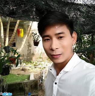 Ca sĩ Đăng Anh, AI generated