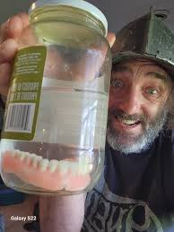 Hey! Anyone find a cell phone