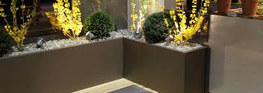 Bac A Plantes Avec Protection Antichute Rohner Ag Teufen Francais Nous vous avons sélectionné une gamme très qualitative de bac surélevé potager, de bac à fleurs, de pot de fleur, de jardinière de terrasse ou de balcon adaptée selon vos envies de plantation. bac a plantes avec protection antichute