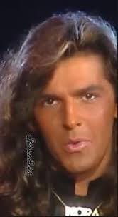 Thomas Anders That look is an honor for fans.