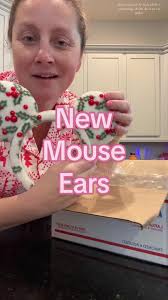 Im all about helping small businesses flourish and this one makes high  quality ears! @Ear Engineer #mouseears #mouseearsheadband