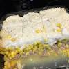 Sometimes other vegetables are added to the filling, such as peas, sweetcorn, celery or carrots. 3