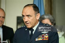 222 Ed Melvin Foton och högupplösta bilder