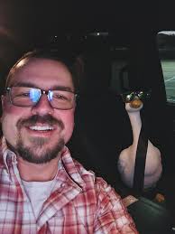 🙏 upon all who r in the mist of this tornadic weather 2day { Self WI, Ind,  etc