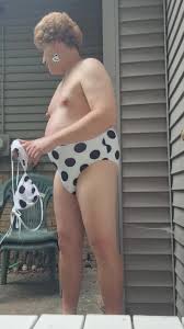 Getting Nude and Oiled up Outside! ft. Victoria Lecherri: Massage, BBW,  Outdoor, Small Cock, American Transgender Porn | Faphouse