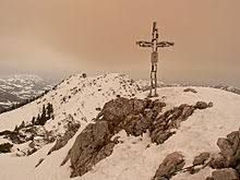 Die scharfe wolkenkante dürfte die grenze markieren?die wolken sehen aber dichter aus als sie sind. Saharastaub Wikipedia