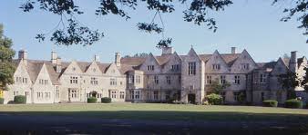 Cotswold stone cottage is a private sri lanka villa rental with best price guarantee. Original Arts And Crafts Movement In The Cotswolds