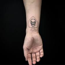 Signification Des Tatouages As De Pique Blendup