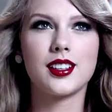 elisa mccarthy (@sassyswiftie13)