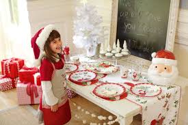 I'm trying to decide what we should do for christmas dinner. Christmas Decorating Christmas Decorations For Kids Holiday Inspiration Christmas Christmas