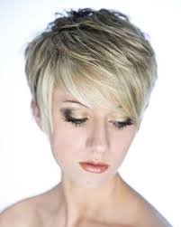 Highlighted flicked out short hairstyle. Short Haircuts For Fine Hair