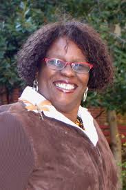 Aileen Mayfield's Instagram, Twitter & Facebook