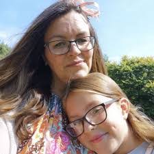 Tammy Piper's Instagram, Twitter & Facebook