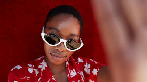 Makeup Artist Shares Tips for Wearing Sunglasses Without Smudging or  Transfer — Video