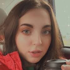 Jocelyn Grace's Instagram, Twitter & Facebook