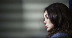 Aucun doute, lola dewaere, 40 ans, est bien la fille de son père, l'acteur patrick dewaere qui s'est. France Television Lola Dewaere Raphaelle N Est Pas Un Role De Composition