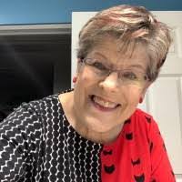 Vicki Snyder's Instagram, Twitter & Facebook