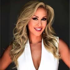 Larissa Mcqueen's Instagram, Twitter & Facebook