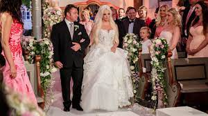 Maybe you would like to learn more about one of these? Rtl Spendenmarathon Auktion Absoluter Traum Das Brautkleid Von Kult Blondine Daniela Katzenberger