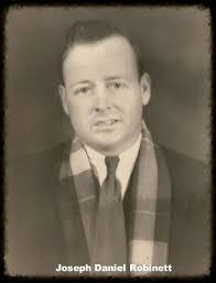 Daniel Robinett's Instagram, Twitter & Facebook