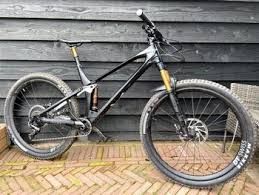 Kúpiť použité YT Izzo