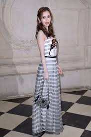 Jede bestellung wird in der besonderen dior verpackung geliefert Angelababy Christian Dior Show Fw18 In Paris Celebmafia