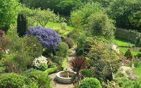 The Yellow Book Visit Britain S Most Beautiful Private Gardens Gardens Of The World London Garden Private Garden